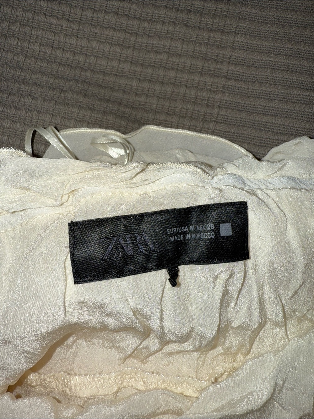 Zara Ivory Halter Ruffle Mini Dress - Picture 9 of 10